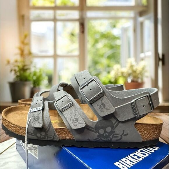 🆕🔥 NWT KIDS BIRKENSTOCK SANDALS Dark Skull Gray Regular Fit Size 37 US 4 - Picture 5 of 16